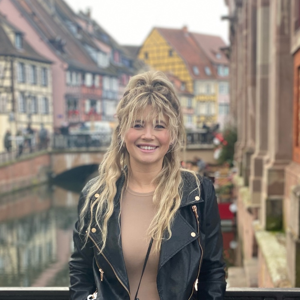 Meet your Posher, Shea